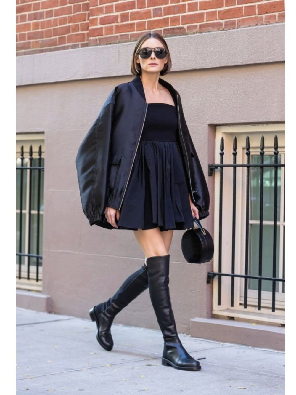 Stuart Weitzman 5050 Boot Black Leather size 7